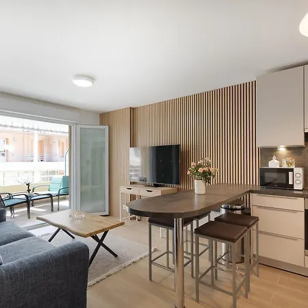 6 Couchages Les Pins Centre Louis Gallet *